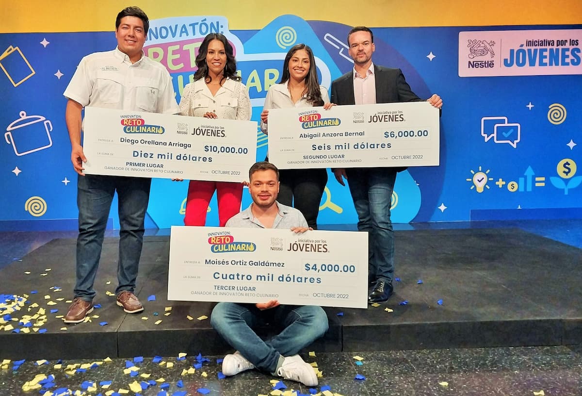 Más de 1,000 jóvenes emprendedores salvadoreños participaron del Innovatón Reto Culinario El Salvador 2022, recibiendo más de $50 mil dólares en premios.